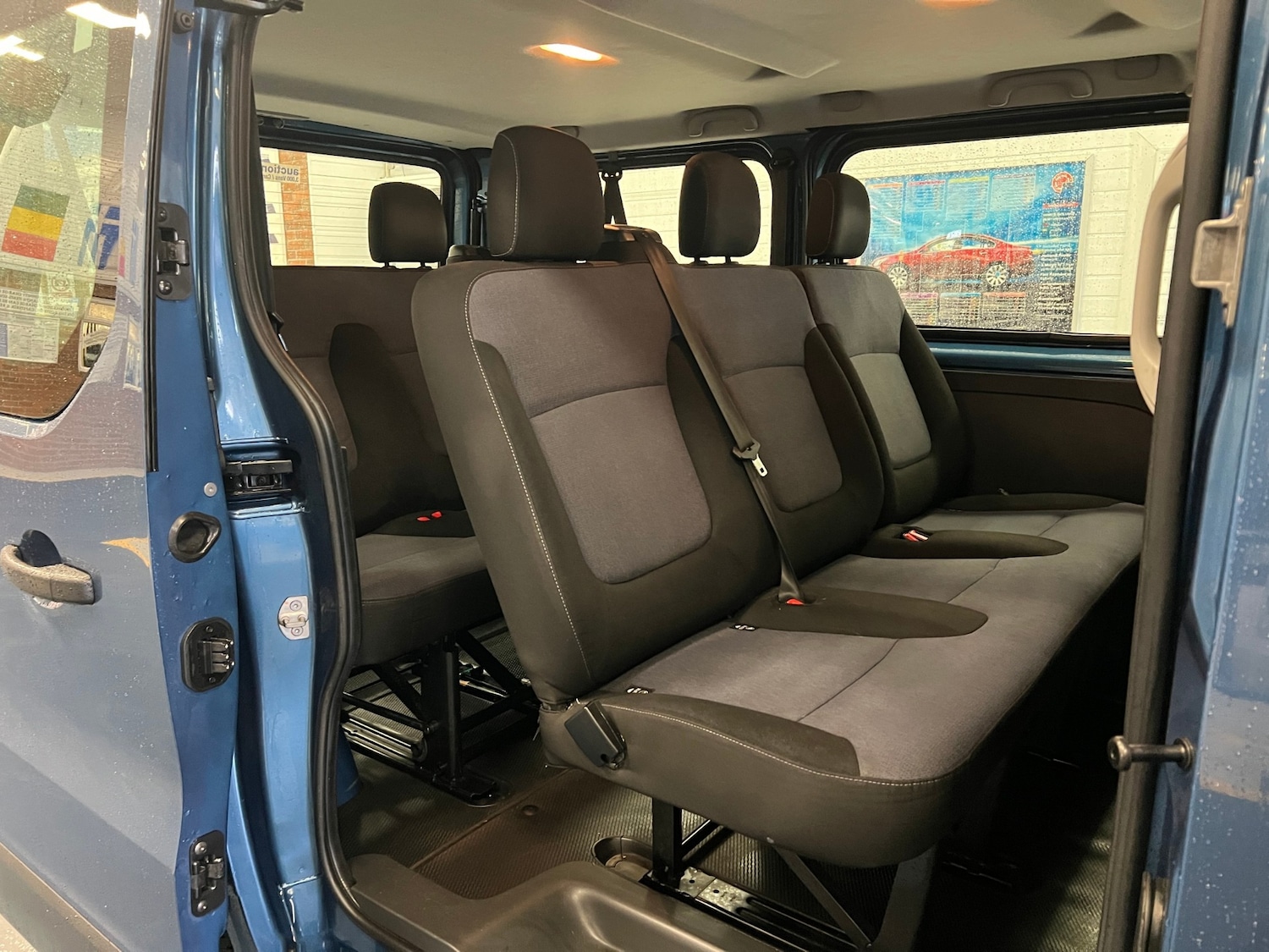 Used Vauxhall Vivaro 2017 for sale - 77459751: Photo 8