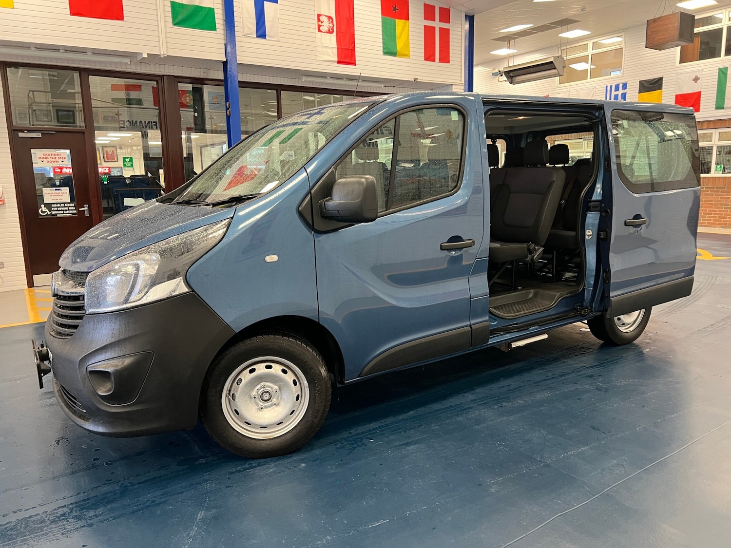 Used Vauxhall Vivaro 2017 for sale - 77459751: Photo 9