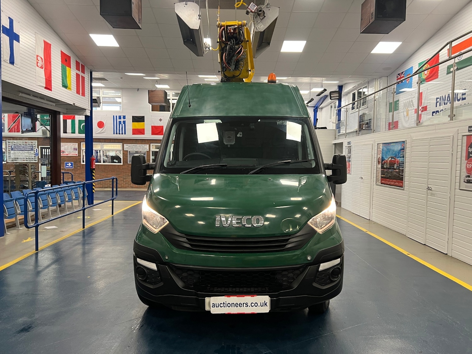 Used Iveco Daily 2017 for sale - 77148557: Photo 9