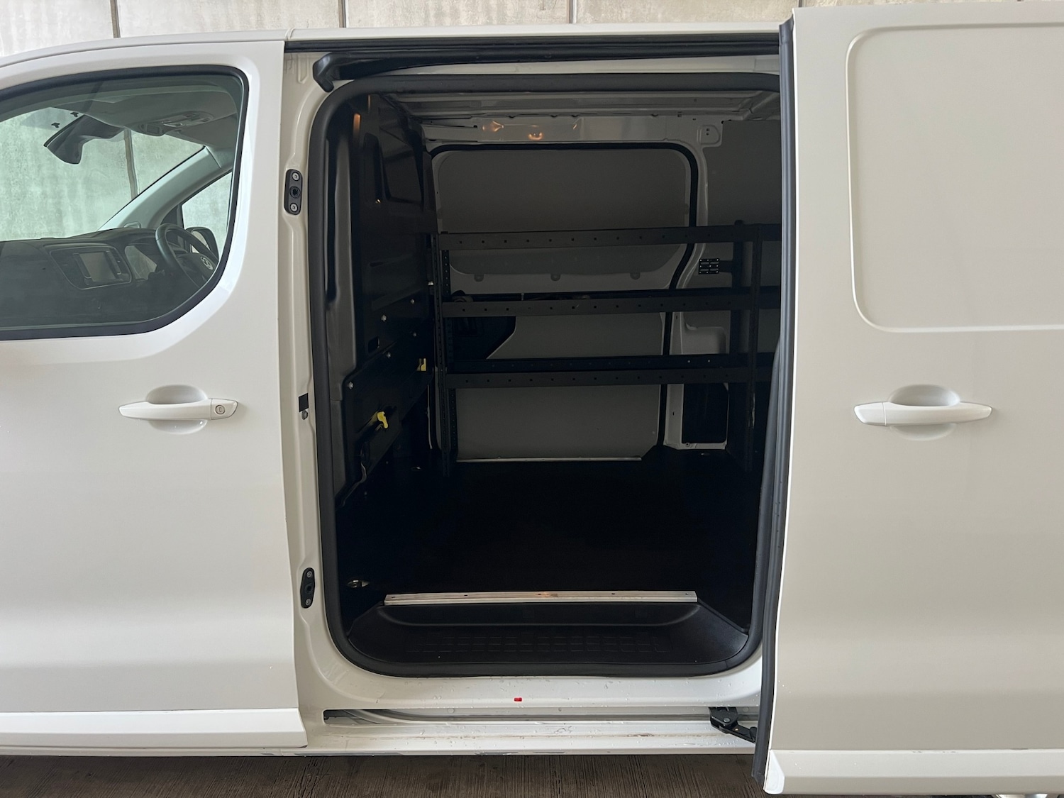 Used Vauxhall Vivaro 2021 for sale - 77459761: Photo 11