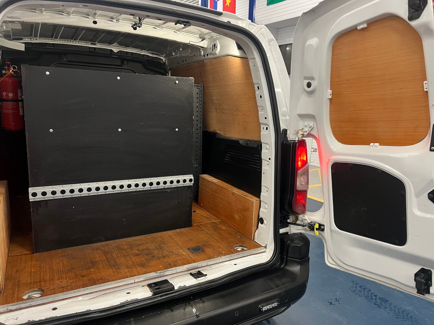 Used Peugeot Partner 2020 for sale - 77535475: Photo 11