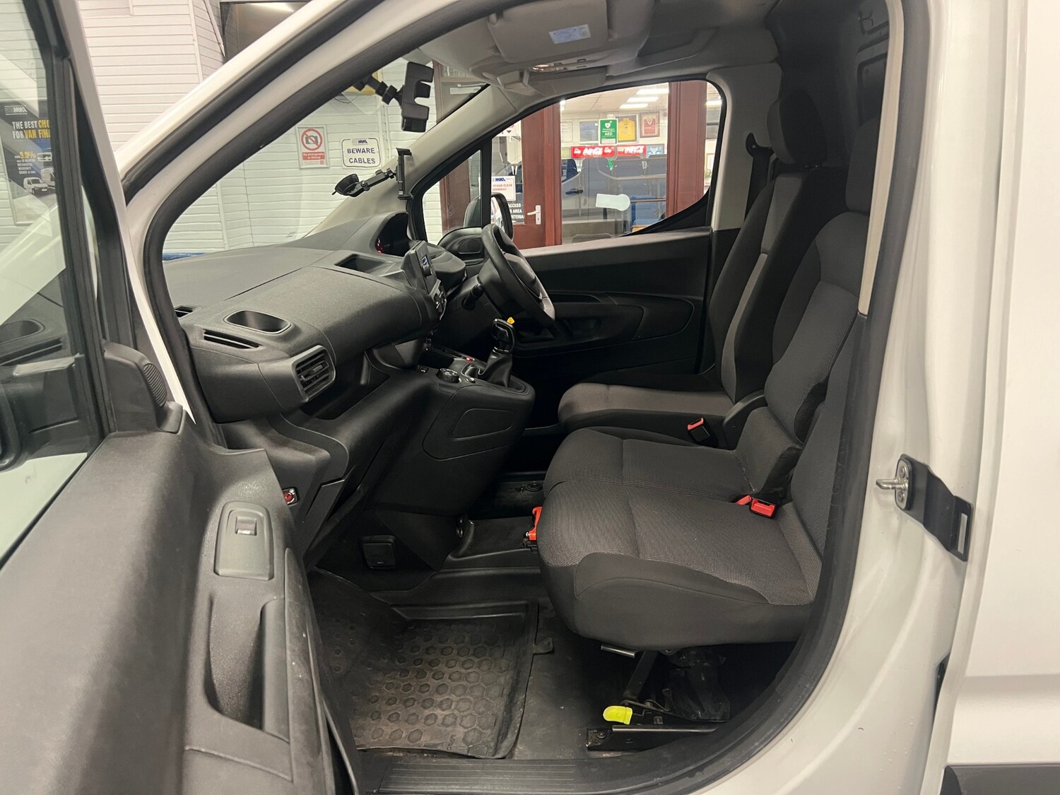 Used Peugeot Partner 2020 for sale - 77535475: Photo 13