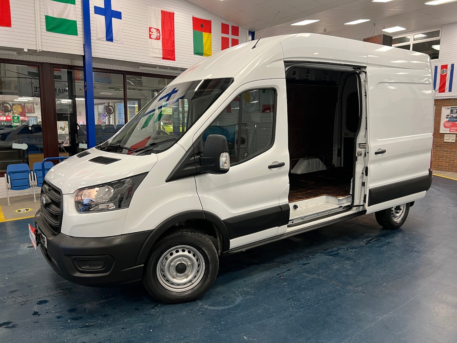 Used Ford Transit 2020 for sale - 76696584: Photo 6