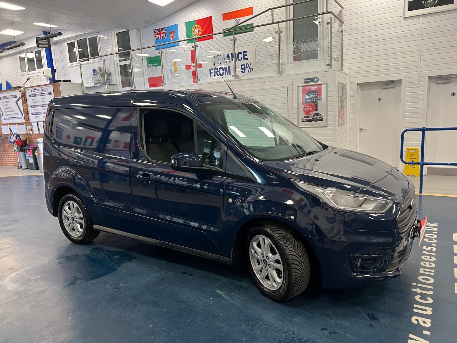 Used Ford Transit Connect 2019 for sale - 77931912: Photo 2