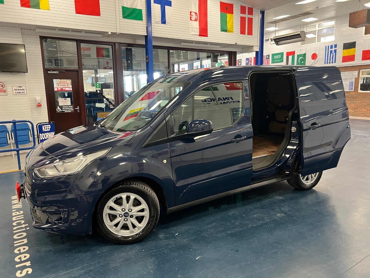 Used Ford Transit Connect 2019 for sale - 77931912: Photo 6