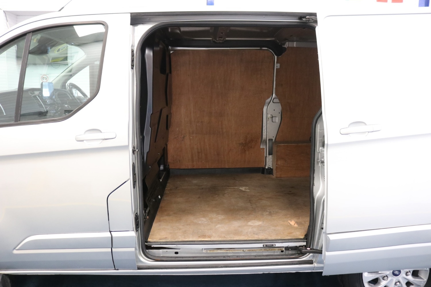 Used Ford Transit Custom 2019 for sale - 77125968: Photo 6