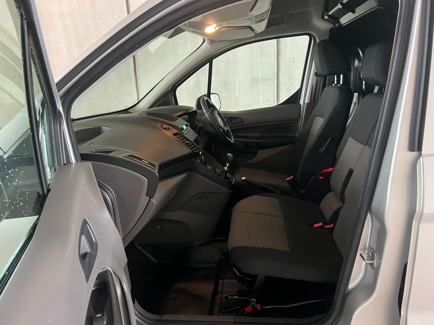 Used Ford Transit Connect 2020 for sale - 77326250: Photo 15