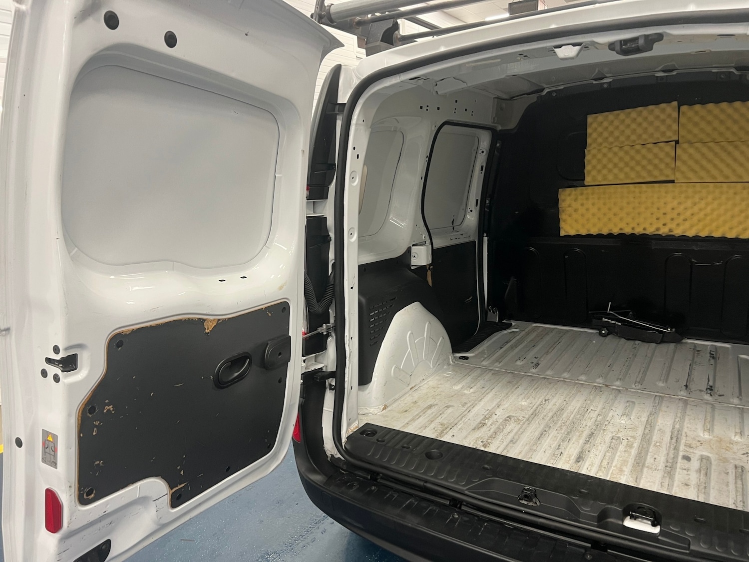 Used Renault Kangoo 2021 for sale - 76577330: Photo 13