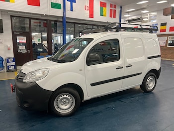 Used Renault Kangoo 2021 for sale - 76577330: Photo