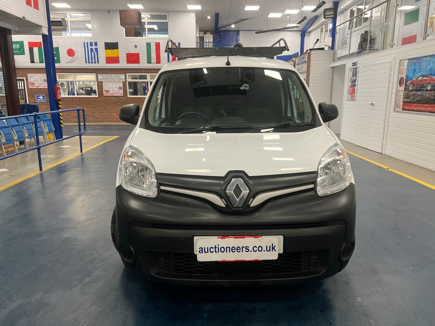 Used Renault Kangoo 2021 for sale - 76577330: Photo 9