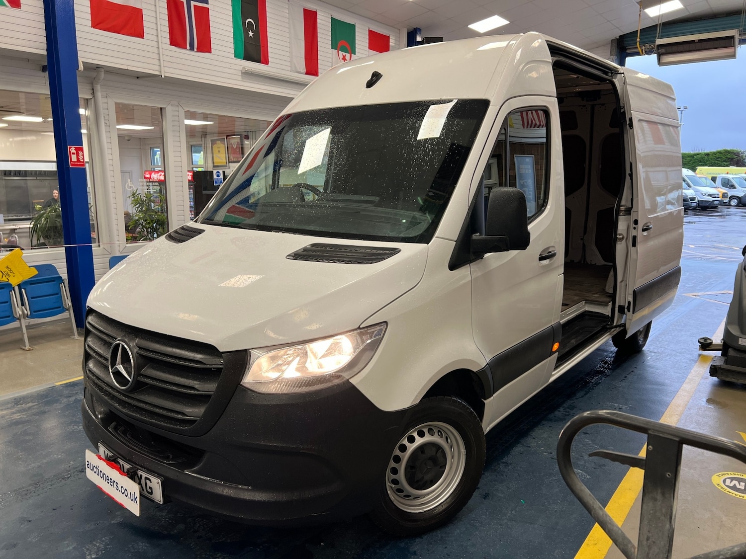 Used Mercedes-Benz Sprinter 2021 for sale - 77261899: Photo 6