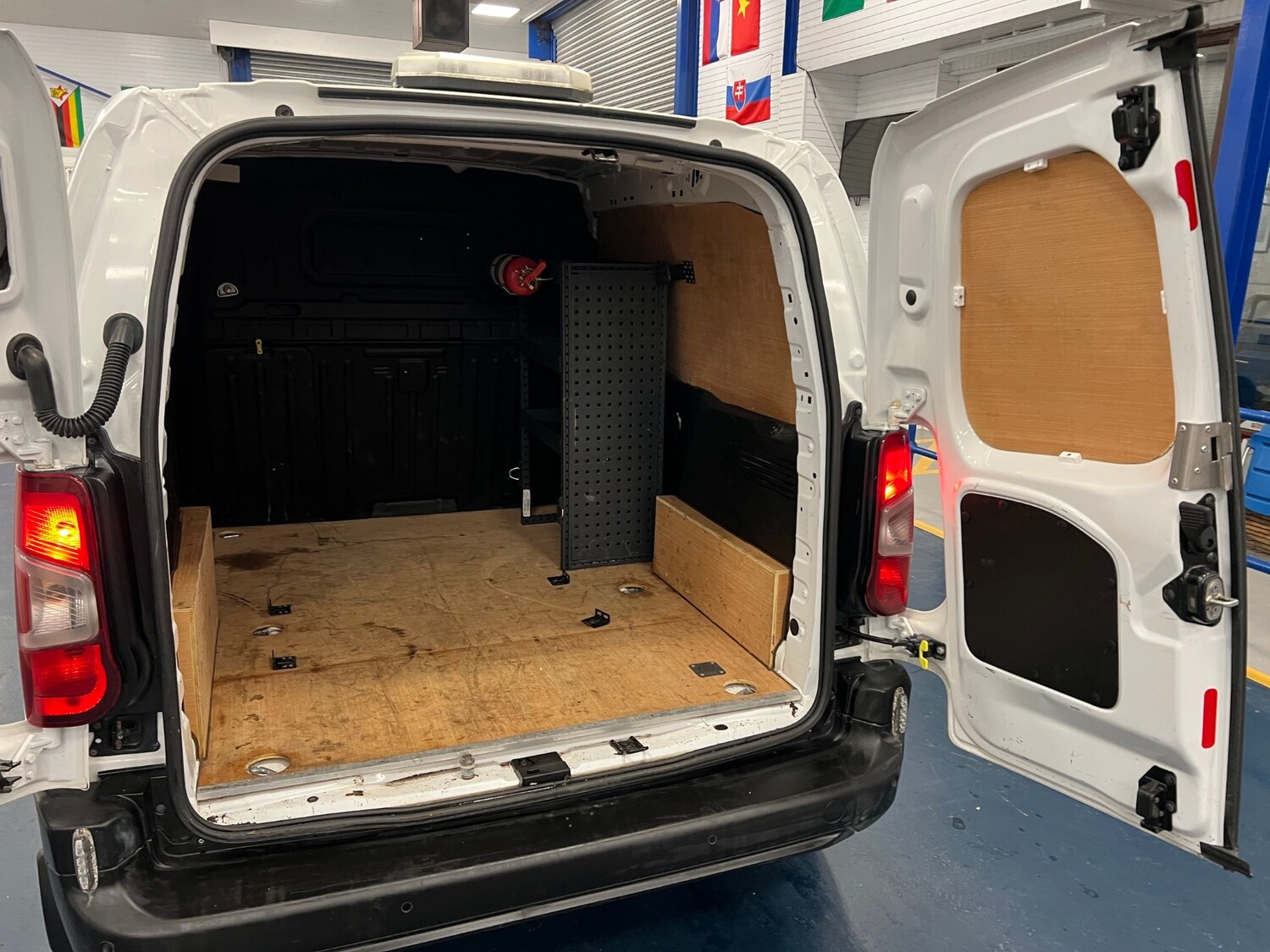 Used Peugeot Partner 2019 for sale - 77714963: Photo 12