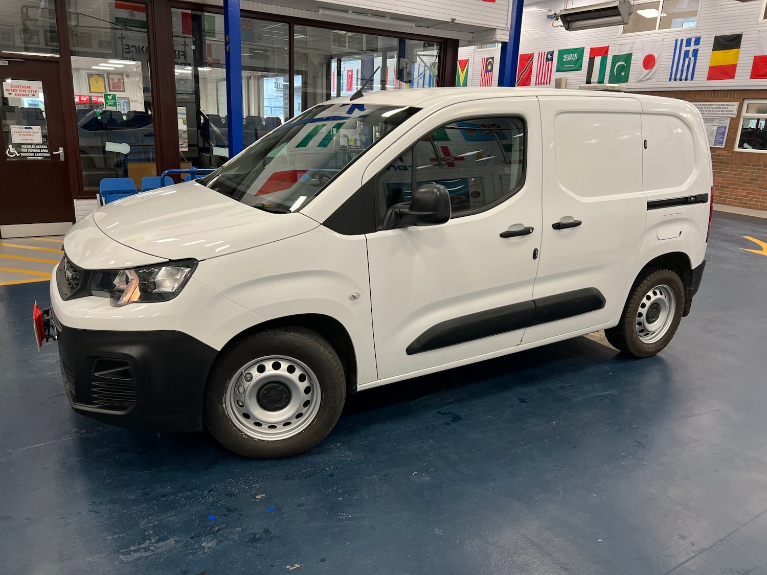 Used Peugeot Partner 2019 for sale - 77714963: Photo 3