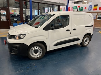 Used Peugeot Partner 2019 for sale - 77714963: Photo