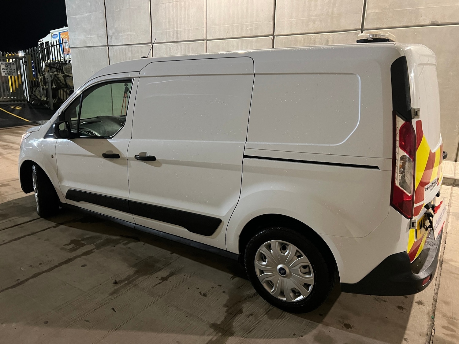 Used Ford Transit Connect 2020 for sale - 77375849: Photo 4