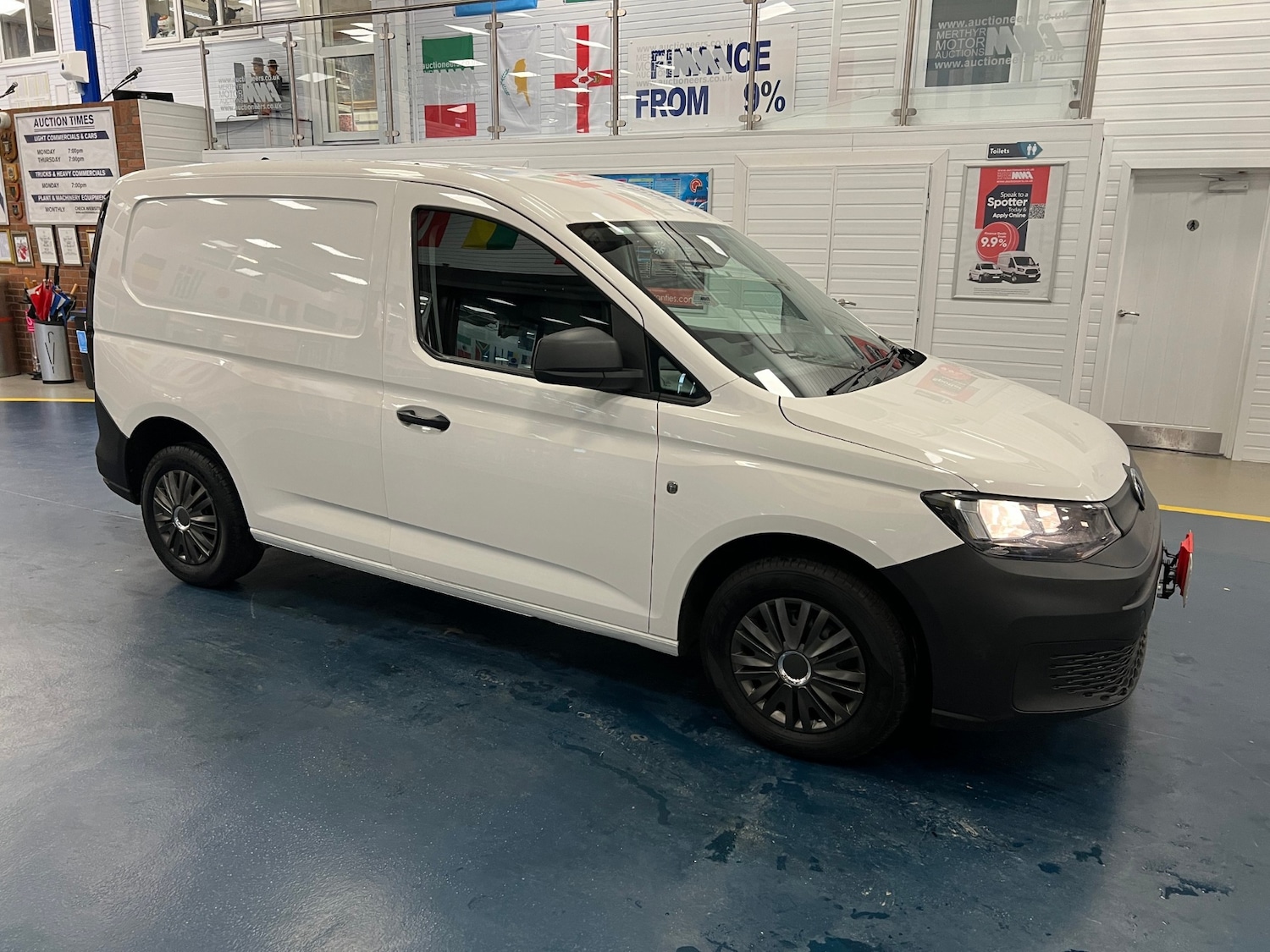 Used Volkswagen Caddy 2022 for sale - 76329948: Photo 2