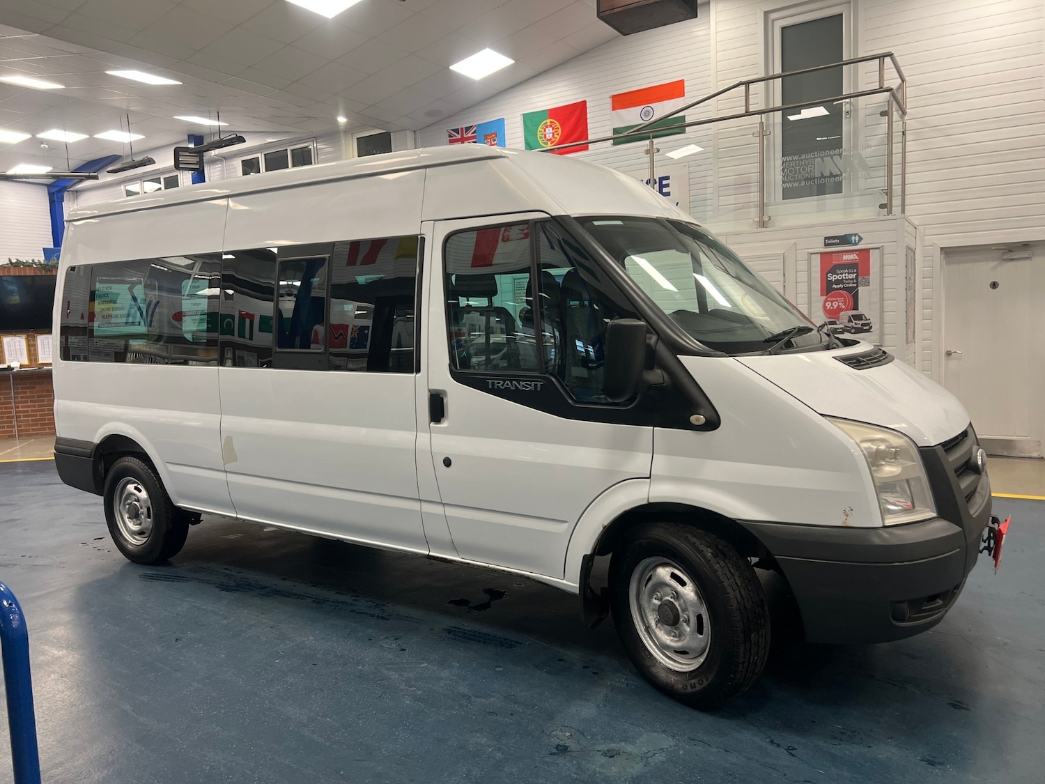 Used Ford Transit 2010 for sale - 76908187: Photo 2