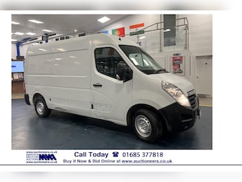 Vauxhall Movano feature image 1