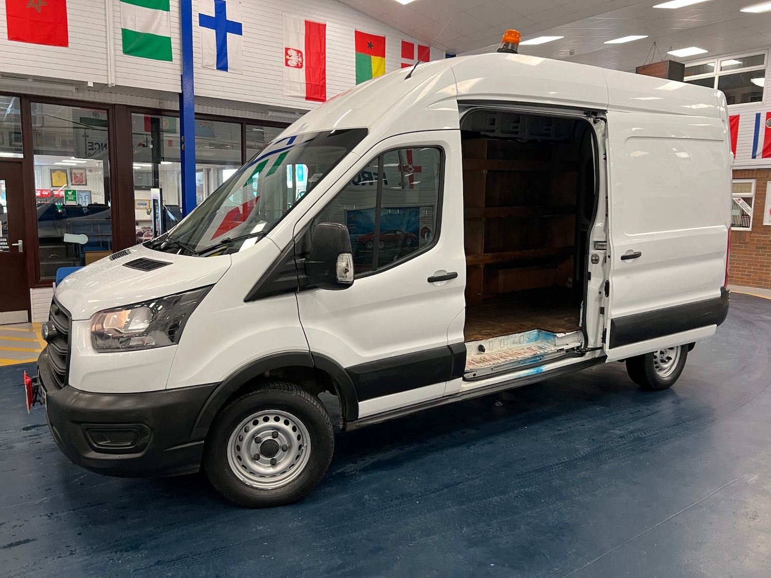 Used Ford Transit 2022 for sale - 77901868: Photo 6