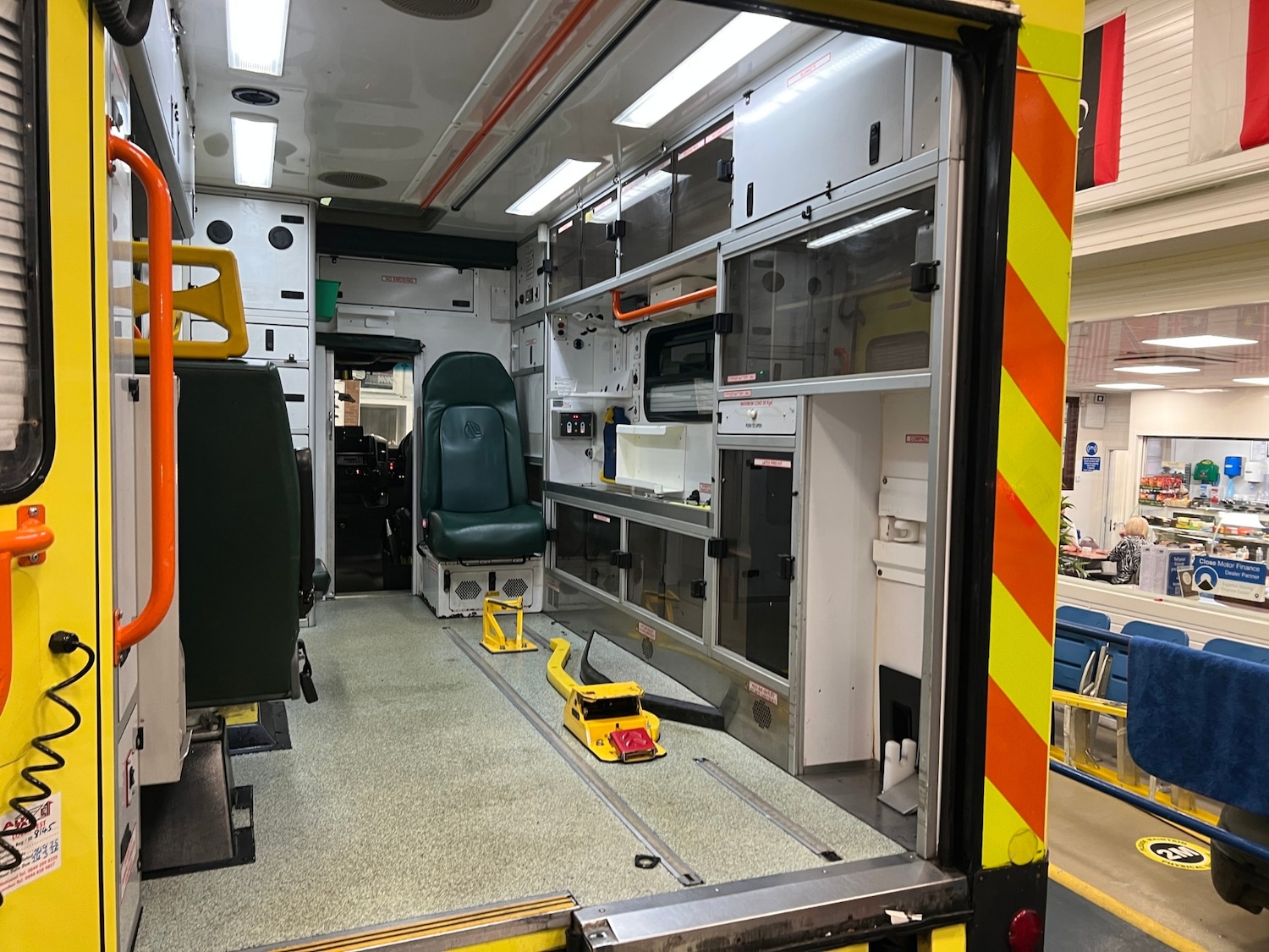 Used Mercedes-Benz Sprinter 2015 for sale - 77337041: Photo 11