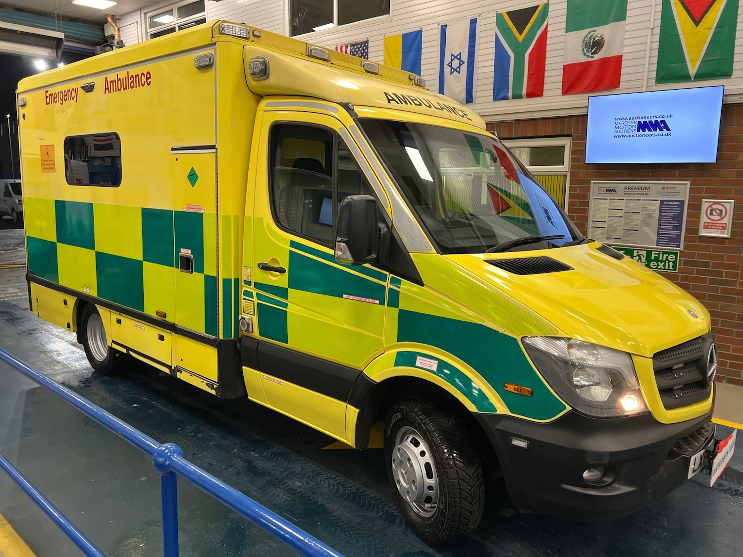 Used Mercedes-Benz Sprinter 2015 for sale - 77337041: Photo 2