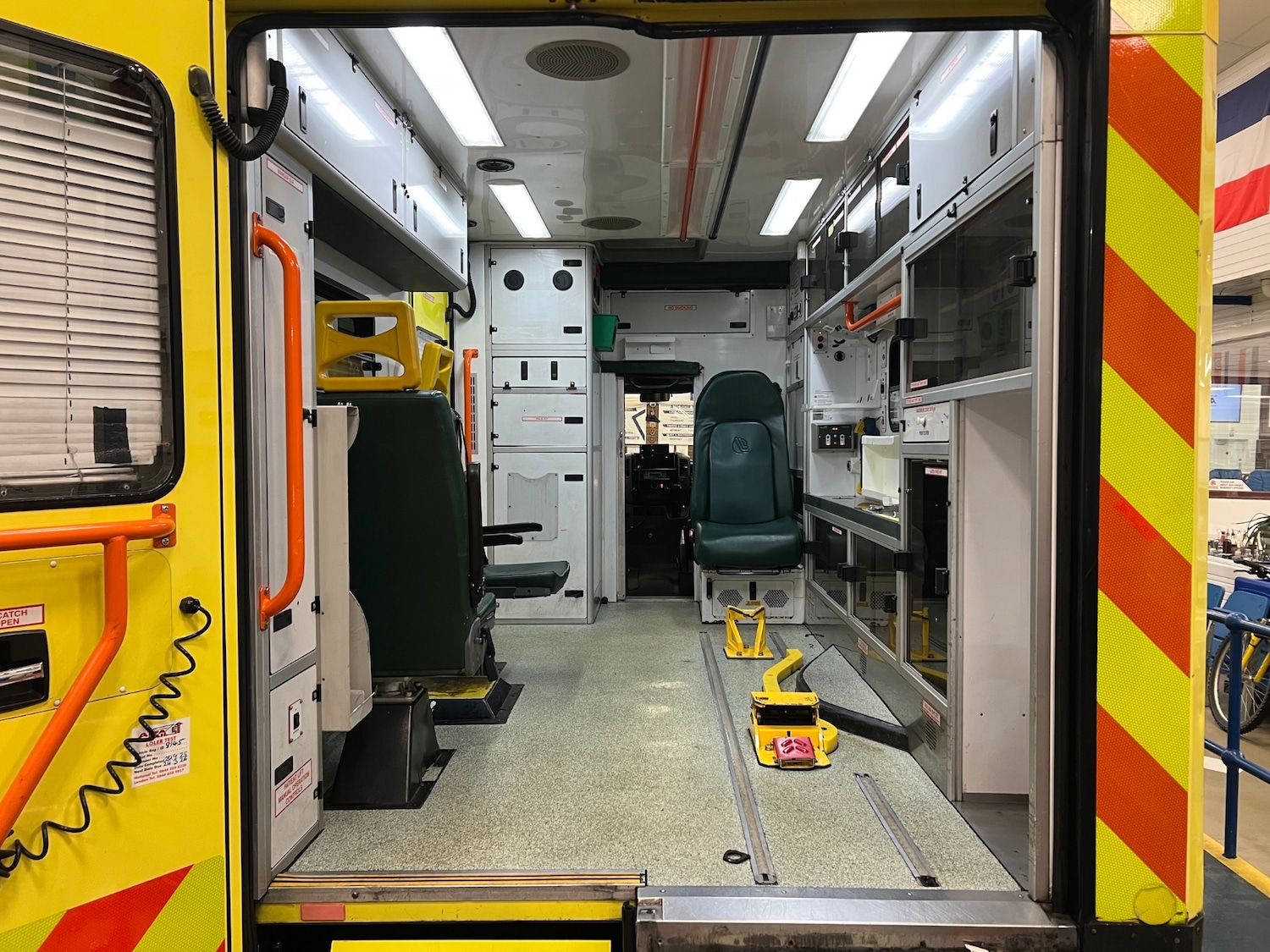 Used Mercedes-Benz Sprinter 2015 for sale - 77337041: Photo 8