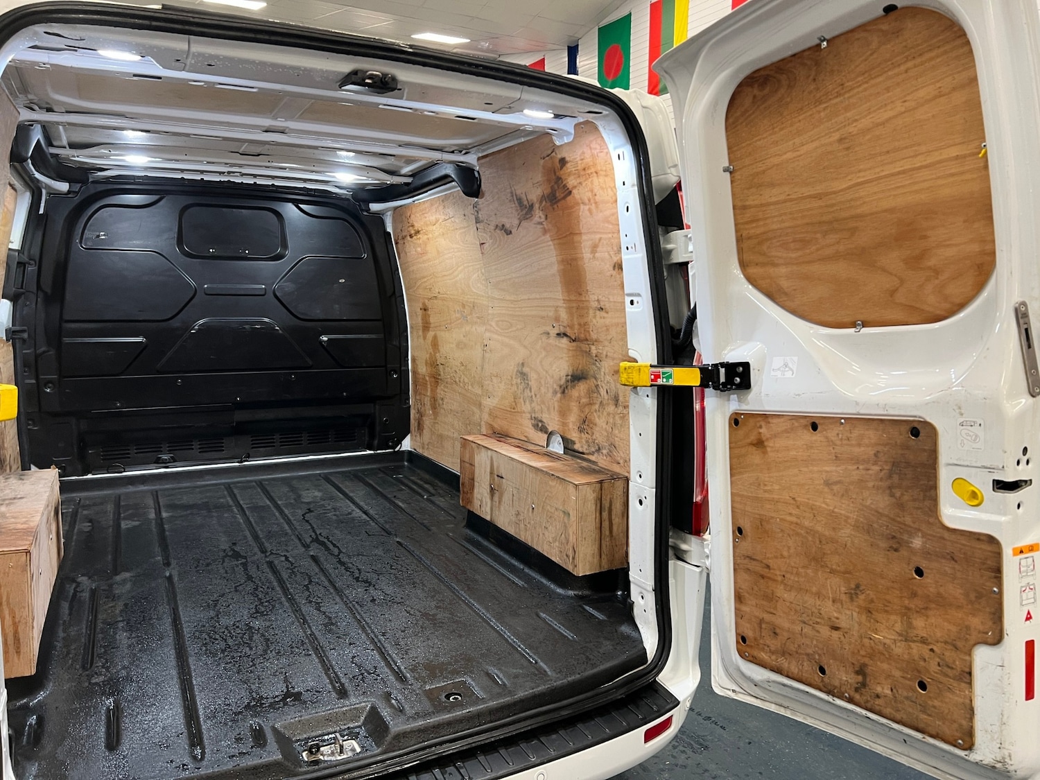 Used Ford Transit Custom 2021 for sale - 76971168: Photo 12