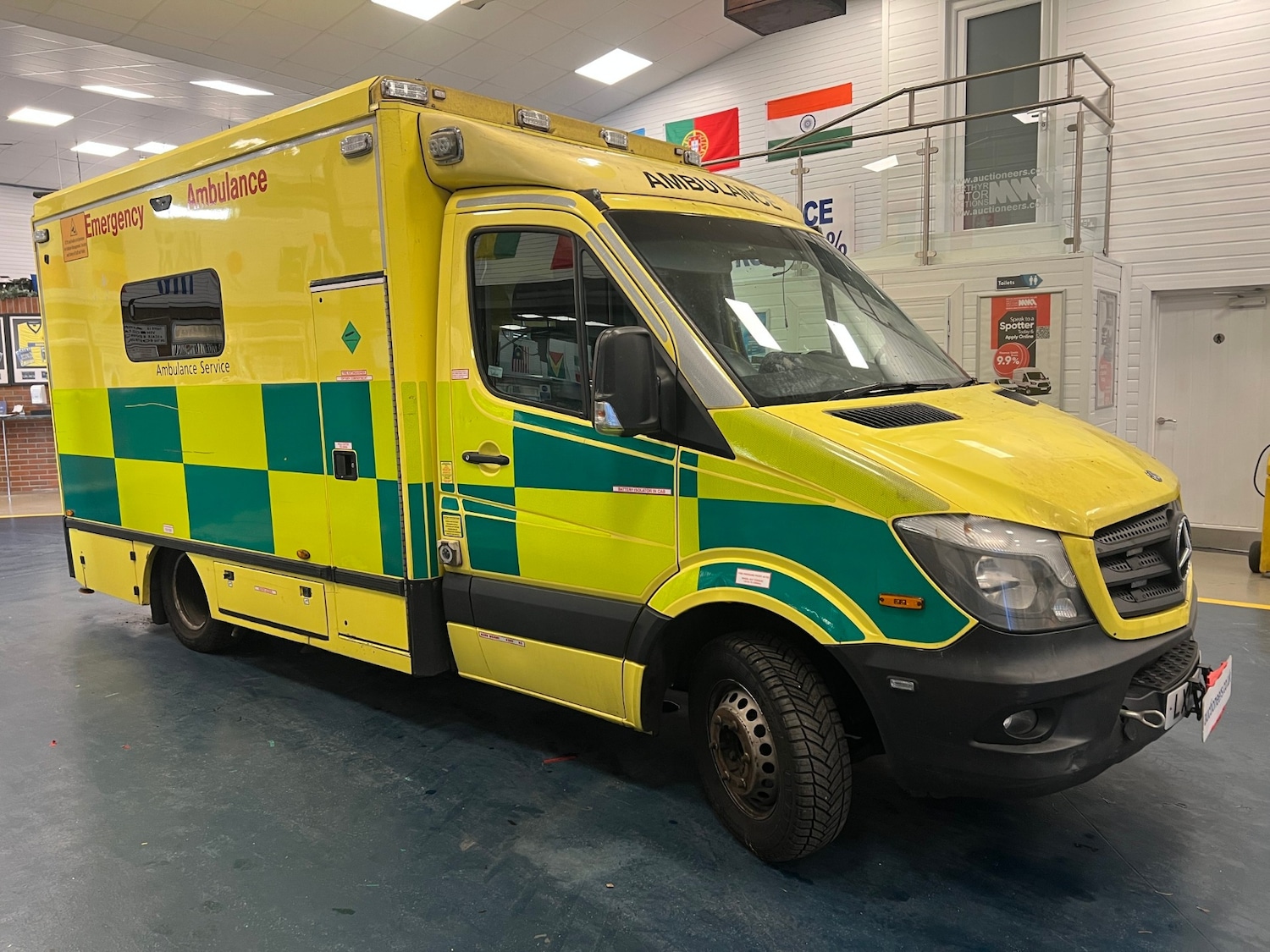 Used Mercedes-Benz Sprinter 2015 for sale - 77337264: Photo 2