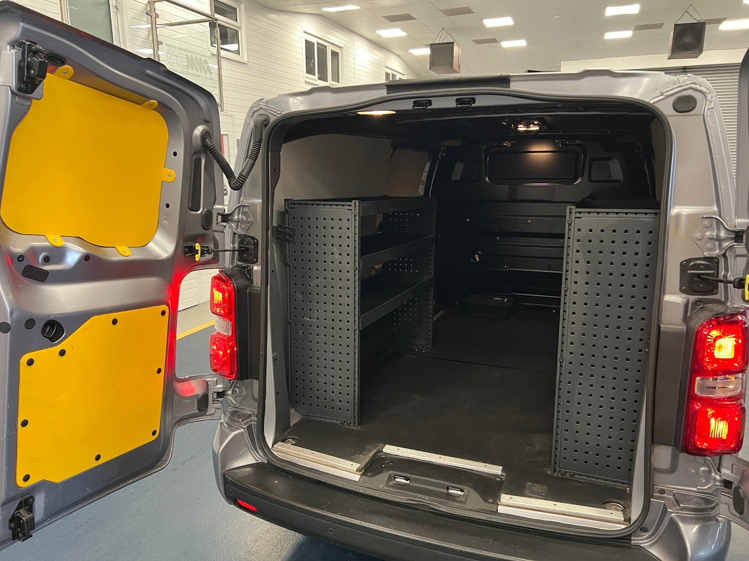 Used Vauxhall Vivaro 2022 for sale - 78176855: Photo 13