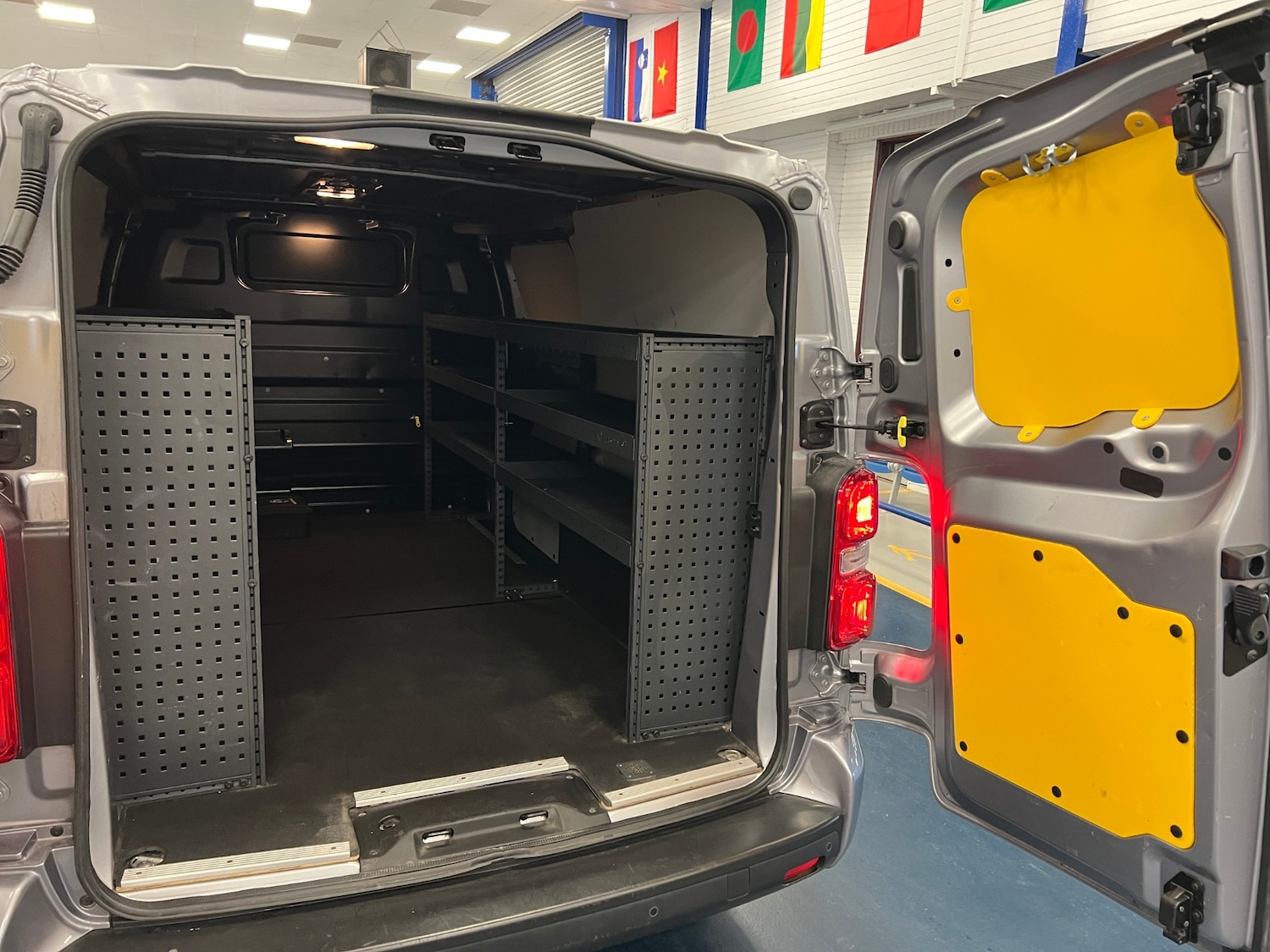 Used Vauxhall Vivaro 2022 for sale - 78176855: Photo 14