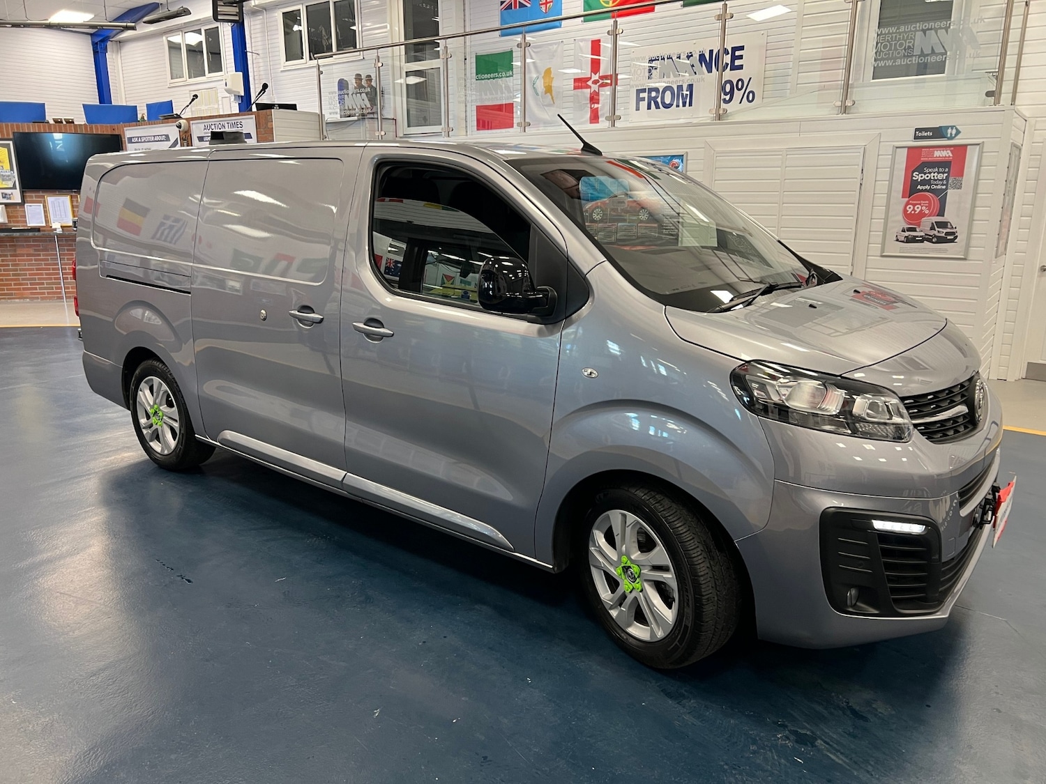 Used Vauxhall Vivaro 2022 for sale - 78176855: Photo 2