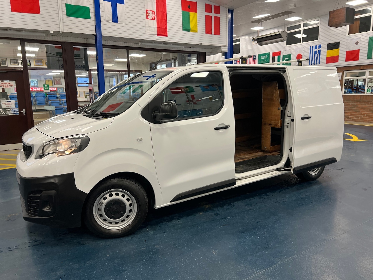 Used Peugeot Expert 2019 for sale - 76362868: Photo 8