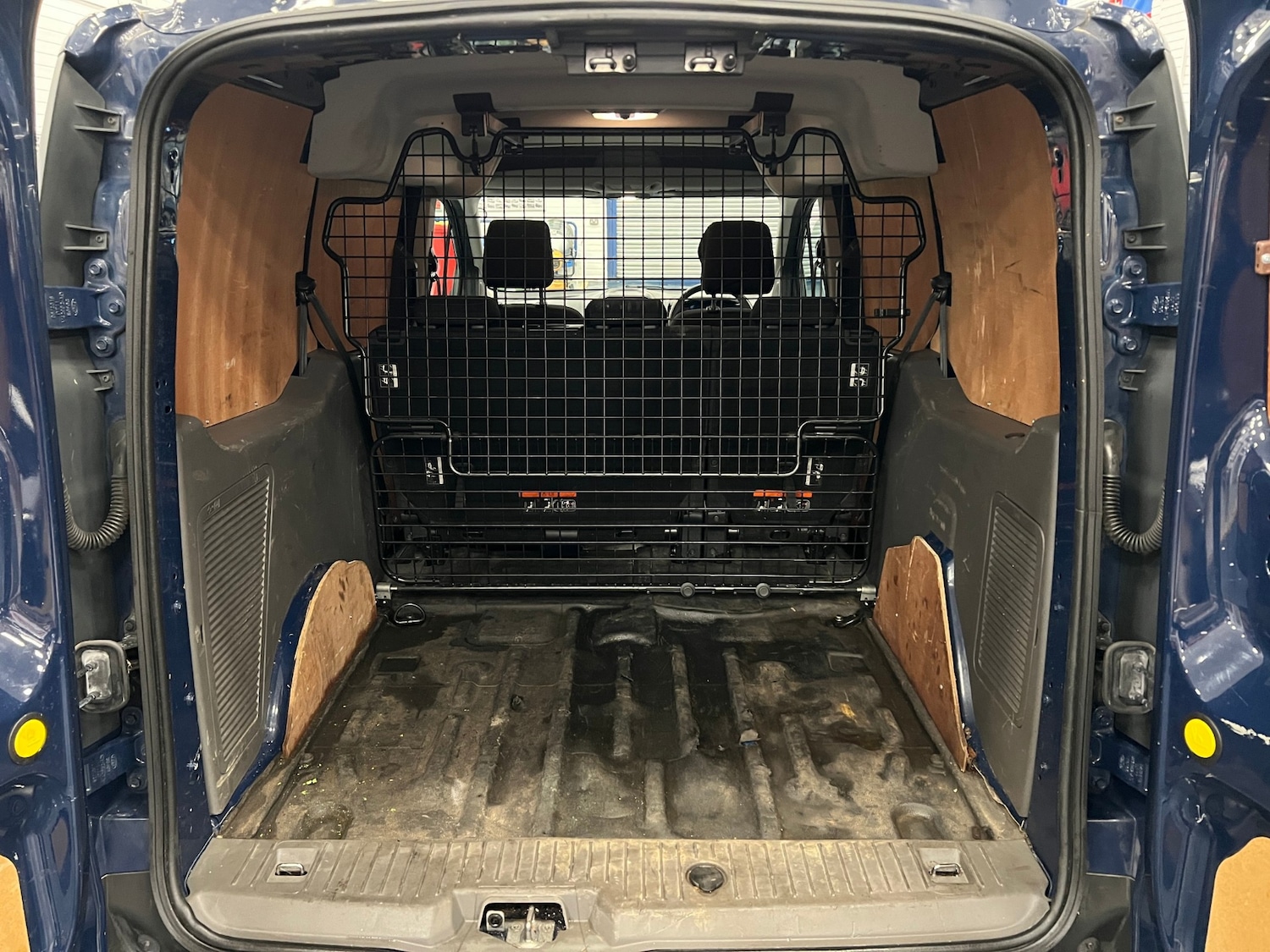 Used Ford Transit Connect 2018 for sale - 77528138: Photo 15