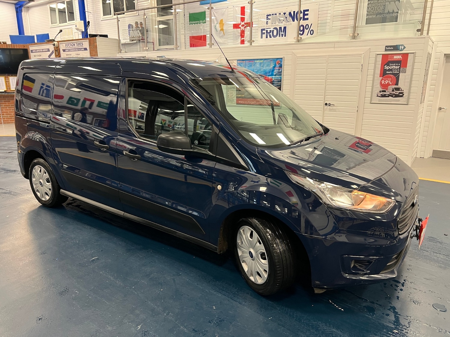 Used Ford Transit Connect 2018 for sale - 77528138: Photo 2