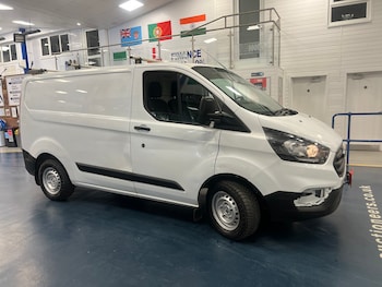Used Ford Transit Custom 2018 for sale - 78732945: Photo