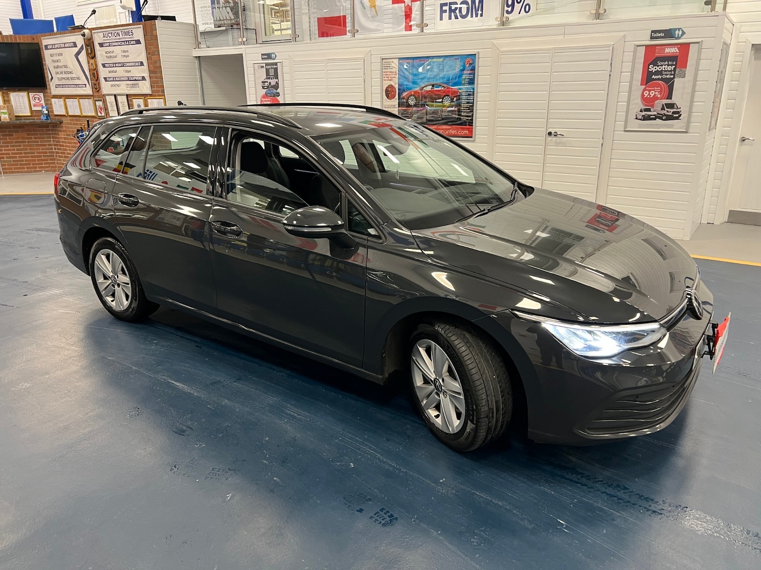 Used Volkswagen Golf 2022 for sale - 77459673: Photo 2