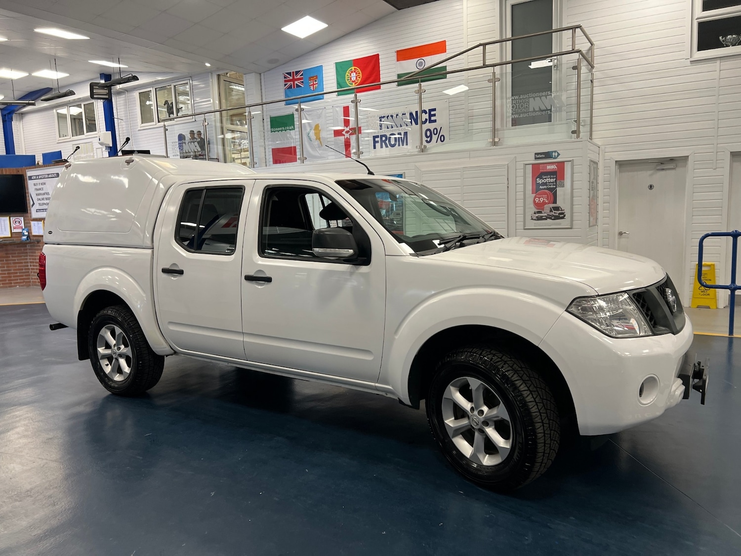 Used Nissan Navara 2014 for sale - 78161830: Photo 2