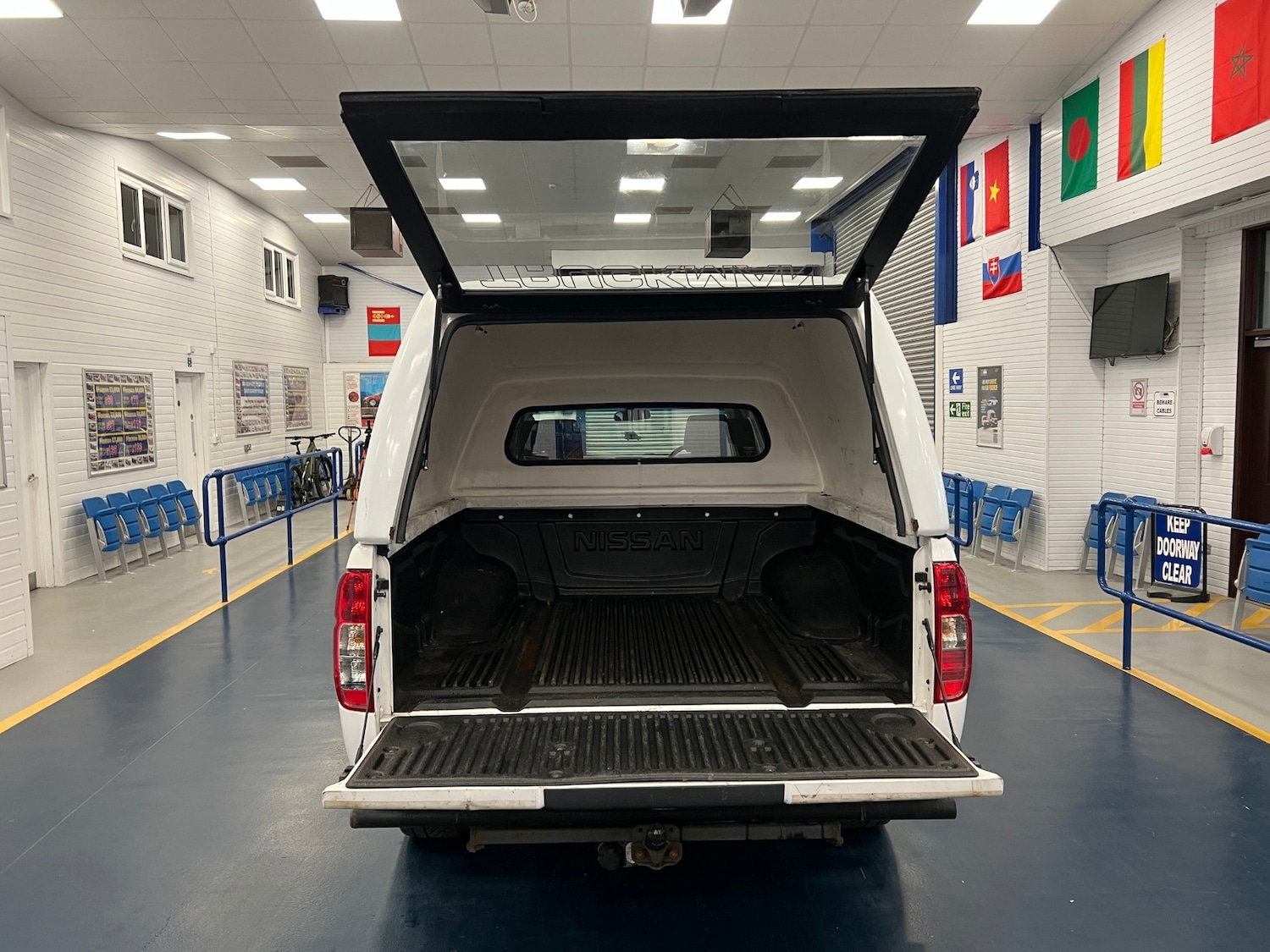 Used Nissan Navara 2014 for sale - 78161830: Photo 9