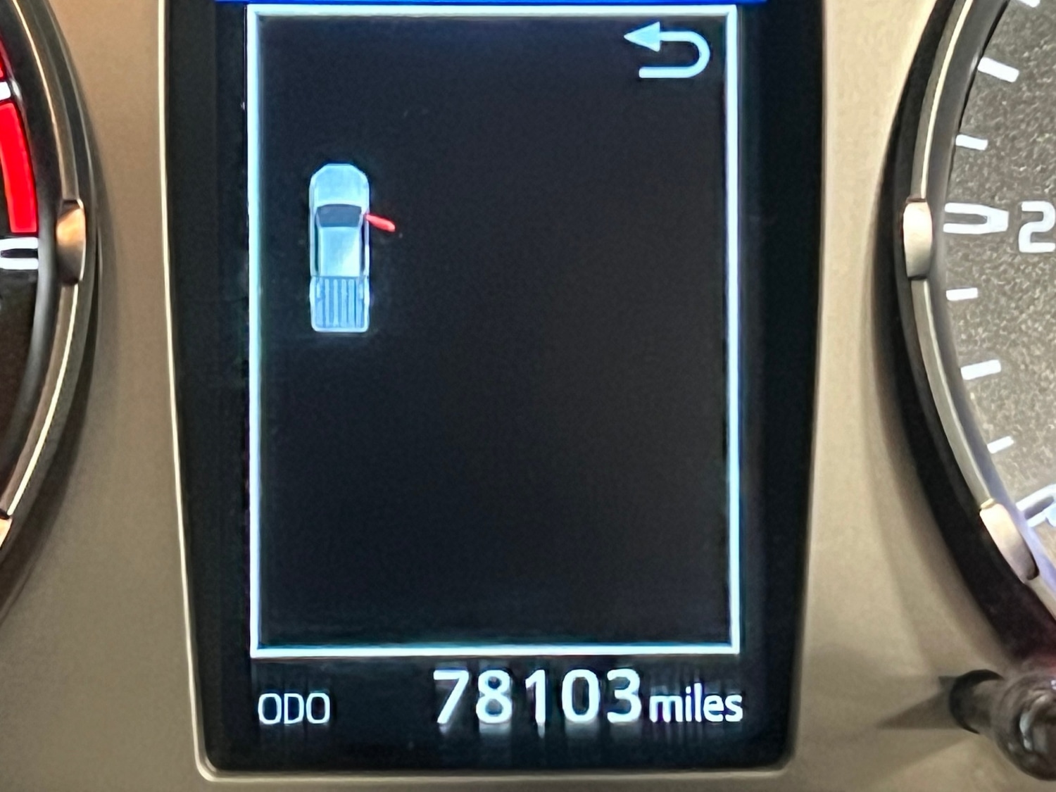 Used Toyota Hilux 2023 for sale - 78094851: Photo 16