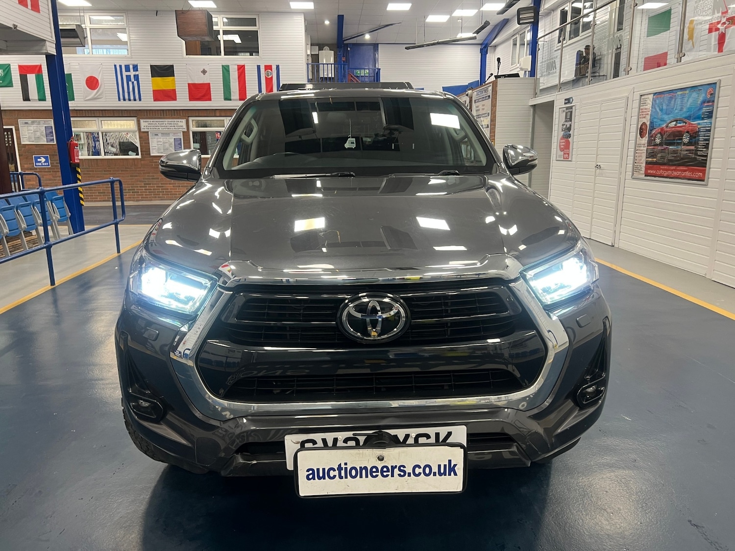 Used Toyota Hilux 2023 for sale - 78094851: Photo 6