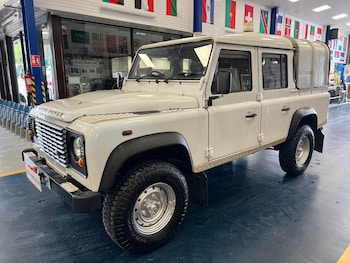 Used Land Rover Defender 2011 for sale - 78508109: Photo