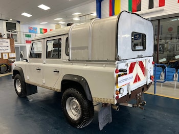 Used Land Rover Defender 2011 for sale - 78508109: Photo