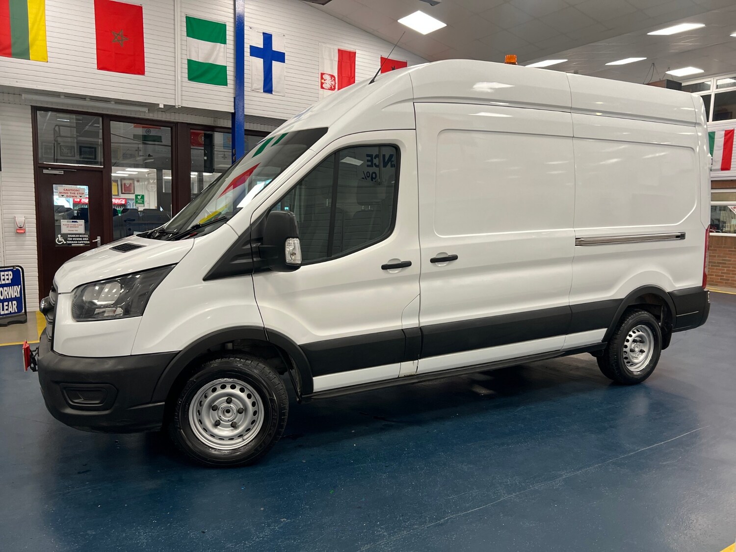 Used Ford Transit 2022 for sale - 76262629: Photo 3