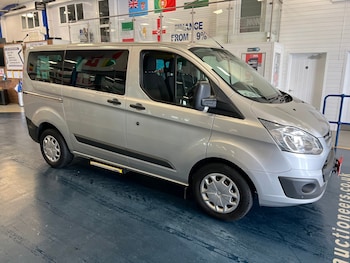 Used Ford Tourneo Custom 2017 for sale - 78668878: Photo