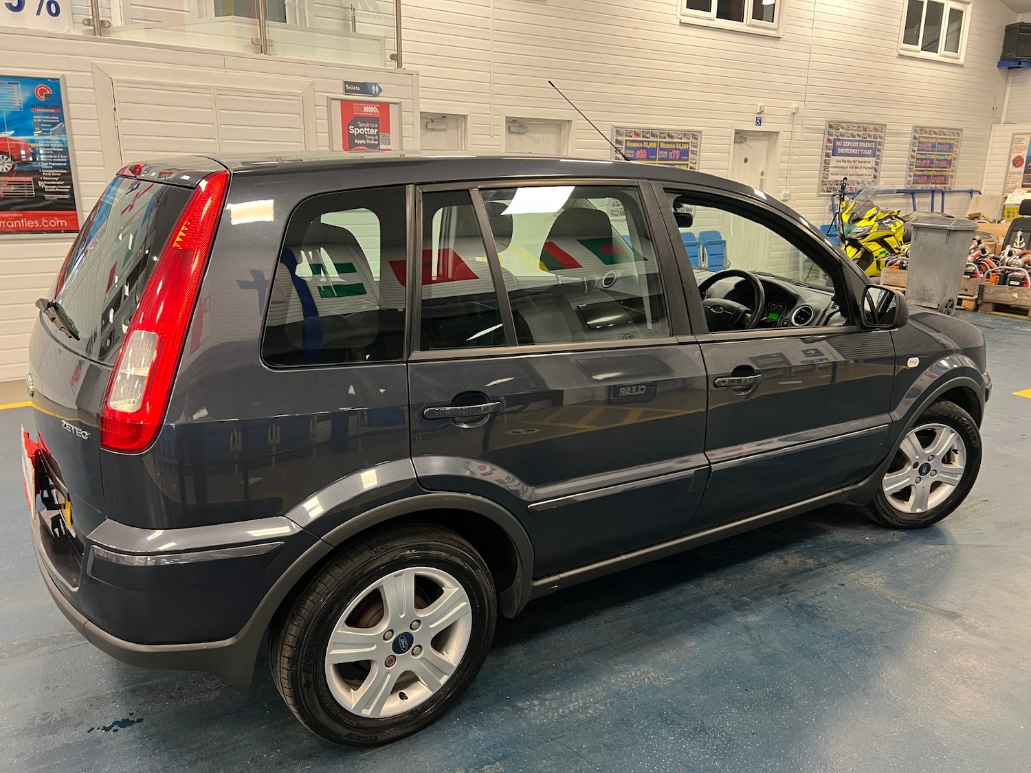 Vehicle 5