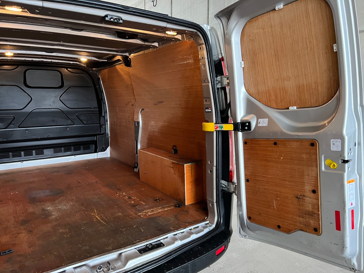 Used Ford Transit Custom 2020 for sale - 77326261: Photo 12