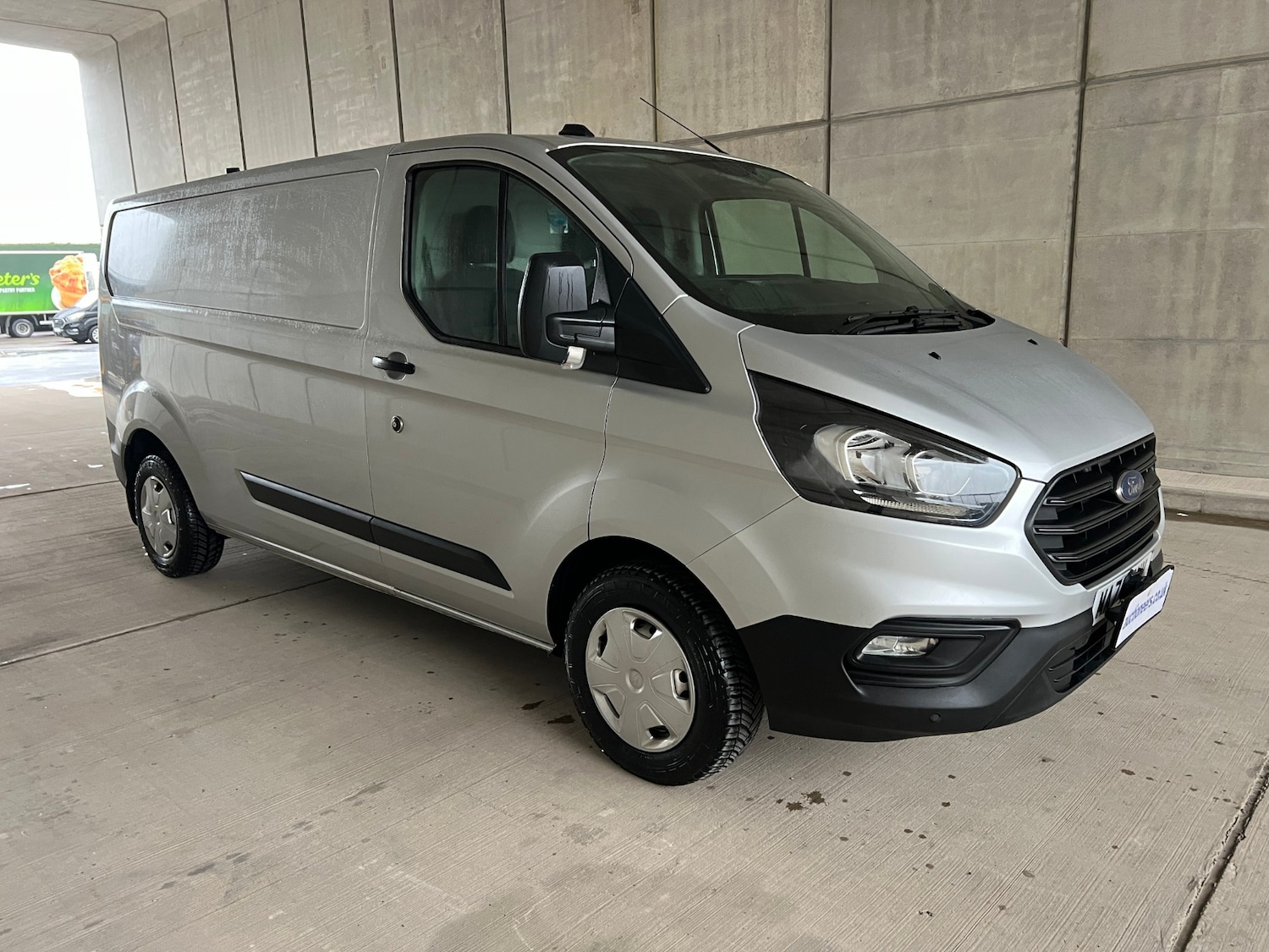 Used Ford Transit Custom 2020 for sale - 77326261: Photo 2