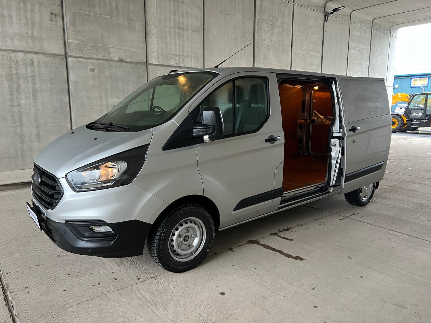 Used Ford Transit Custom 2020 for sale - 77326261: Photo 6