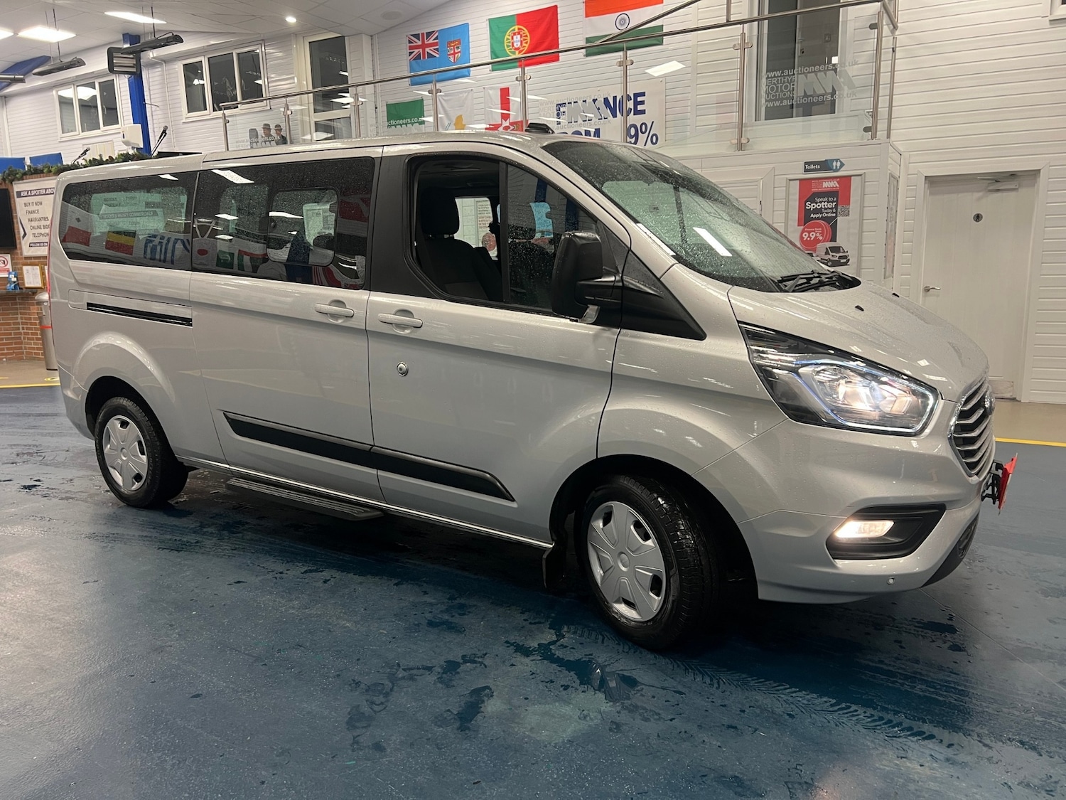 Used Ford Tourneo Custom 2022 for sale - 77124264: Photo 2