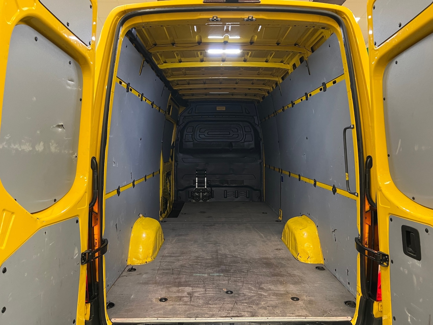 Used Mercedes-Benz Sprinter 2020 for sale - 77930467: Photo 8